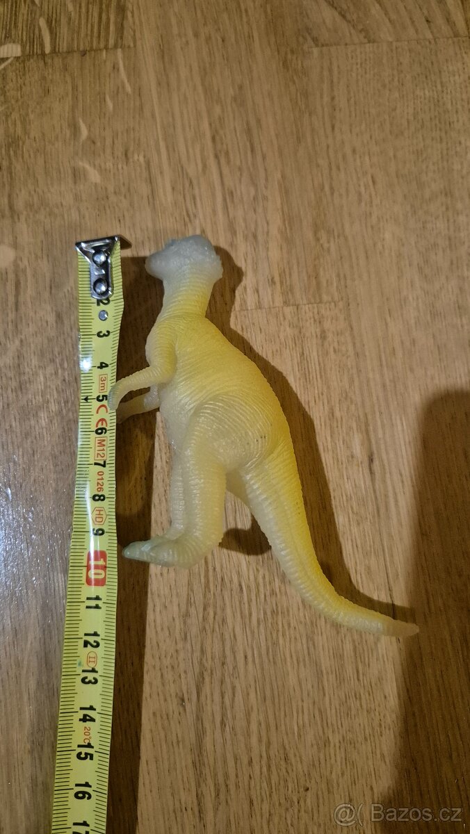 Figurka dinosaura - 3