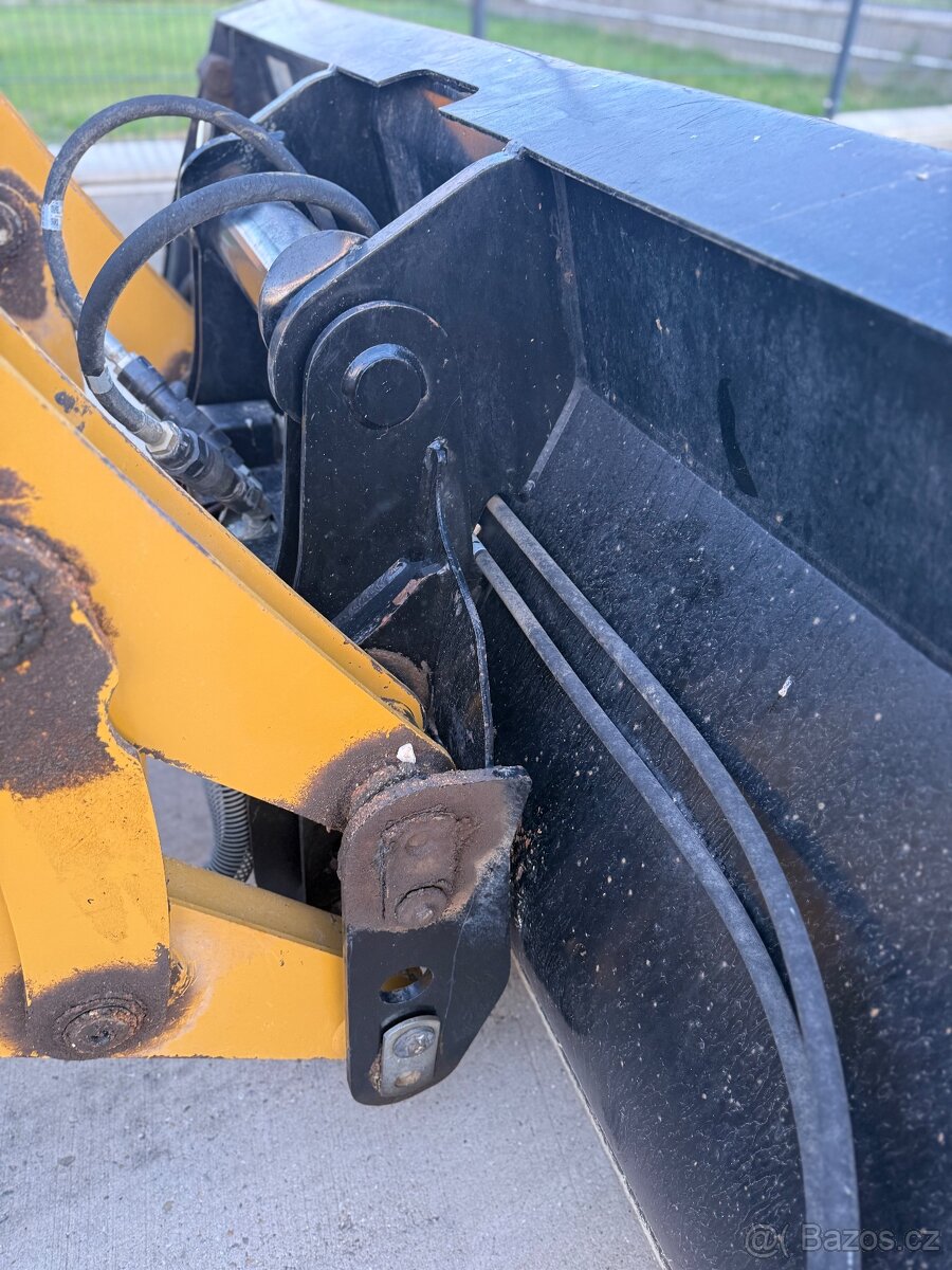 Caterpillar 432 / 2020 , 680 hrs traktorbagr - 3