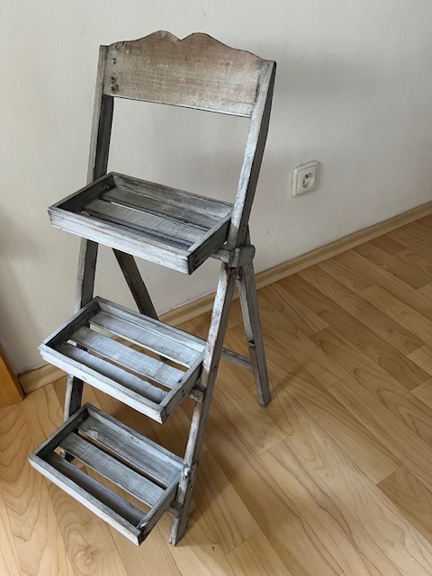 Šedý dřevěný designový stojánek, NOVÝ - 3