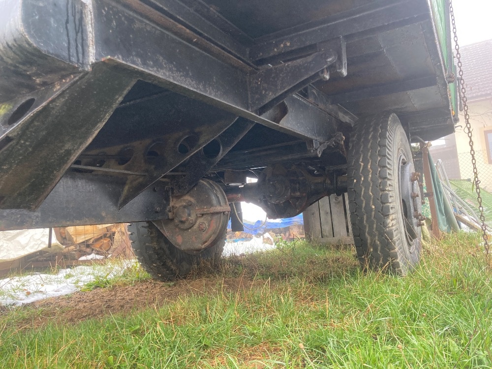 Kára třístranná sklápěcí hnaná NSH38 - 3