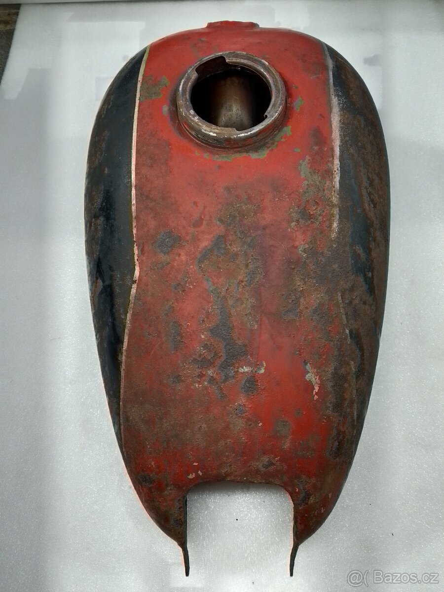 ČZ 125C 150C NÁDRŽ ORIGINÁL - 3