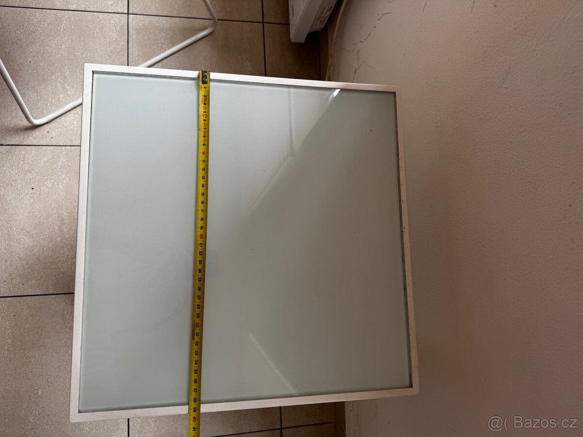 Konferenční stolek - 3