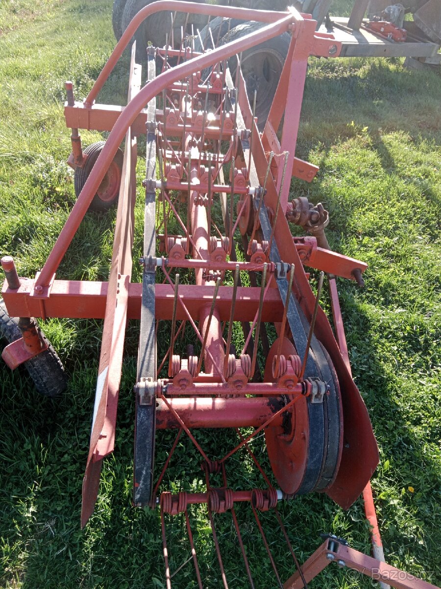 Obraceč / shrnovač Ton - 3