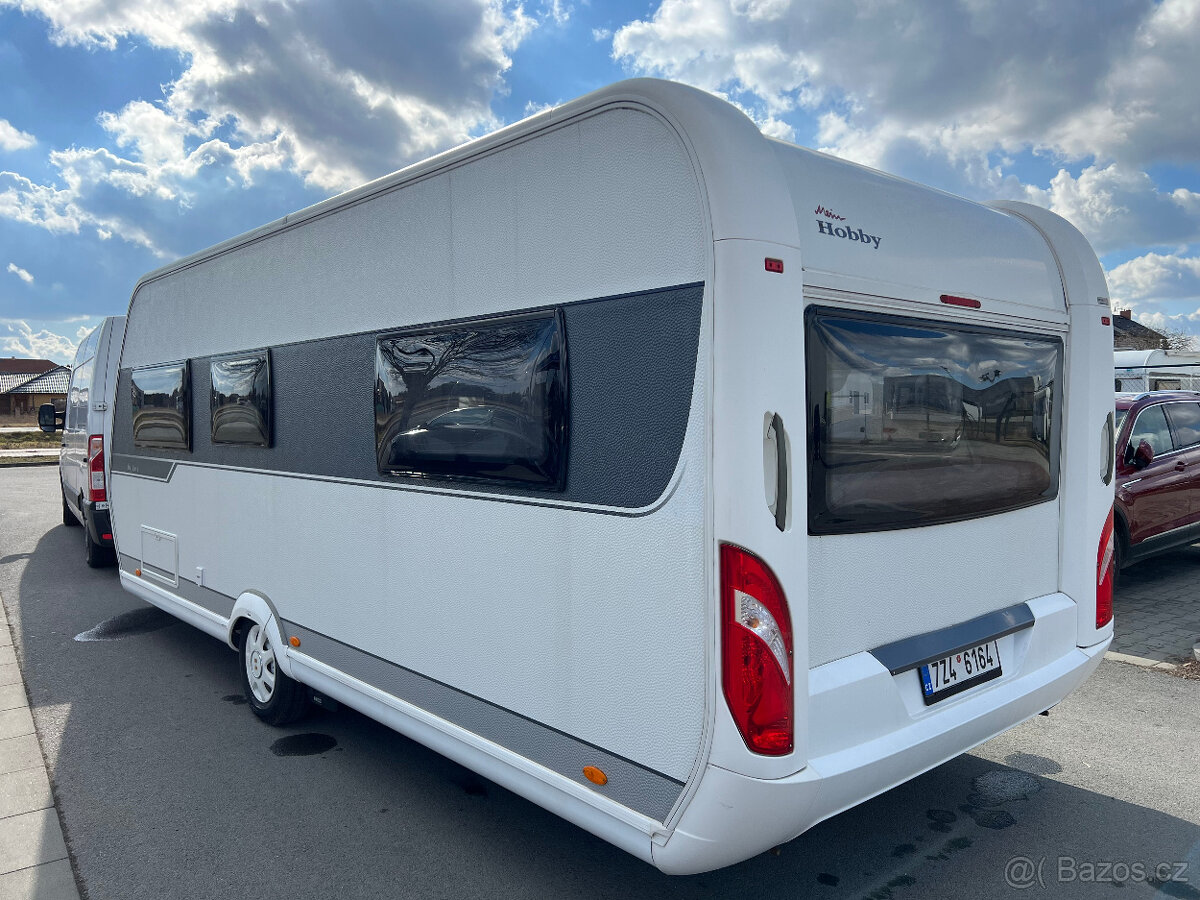 Karavan Hobby De Luxe 560+ KLima+Pojezd+TV