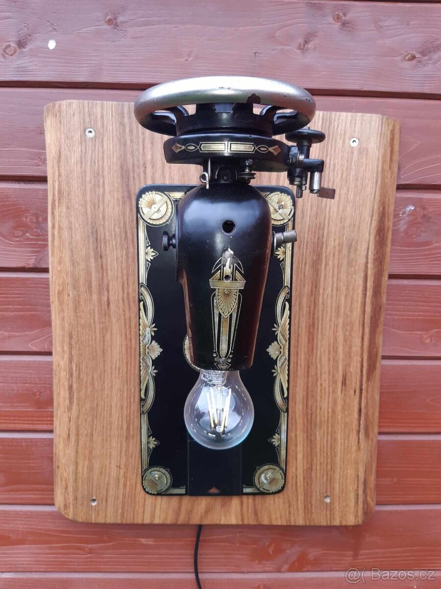 Lampa z šicího stroje - 3
