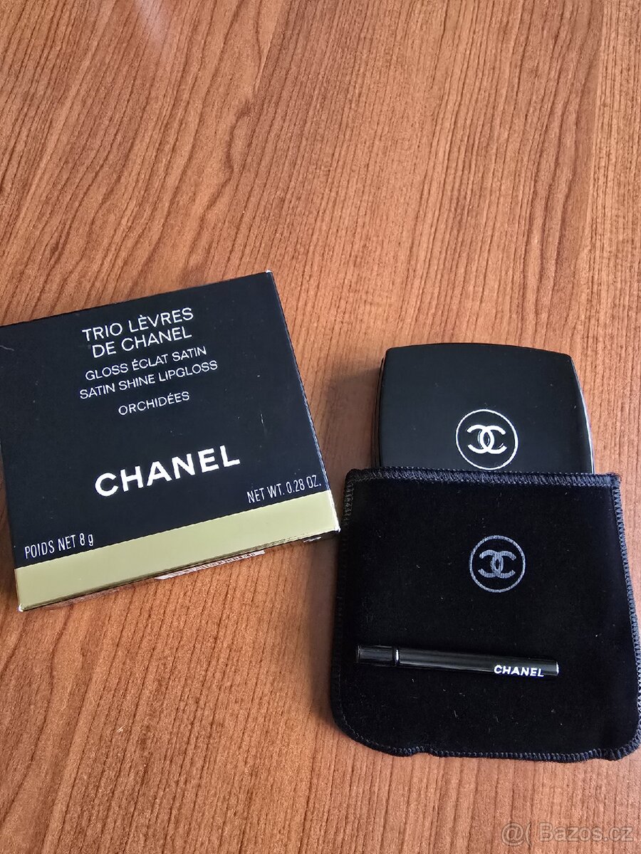 CHANEL Trio Levres De Chanel
- 3