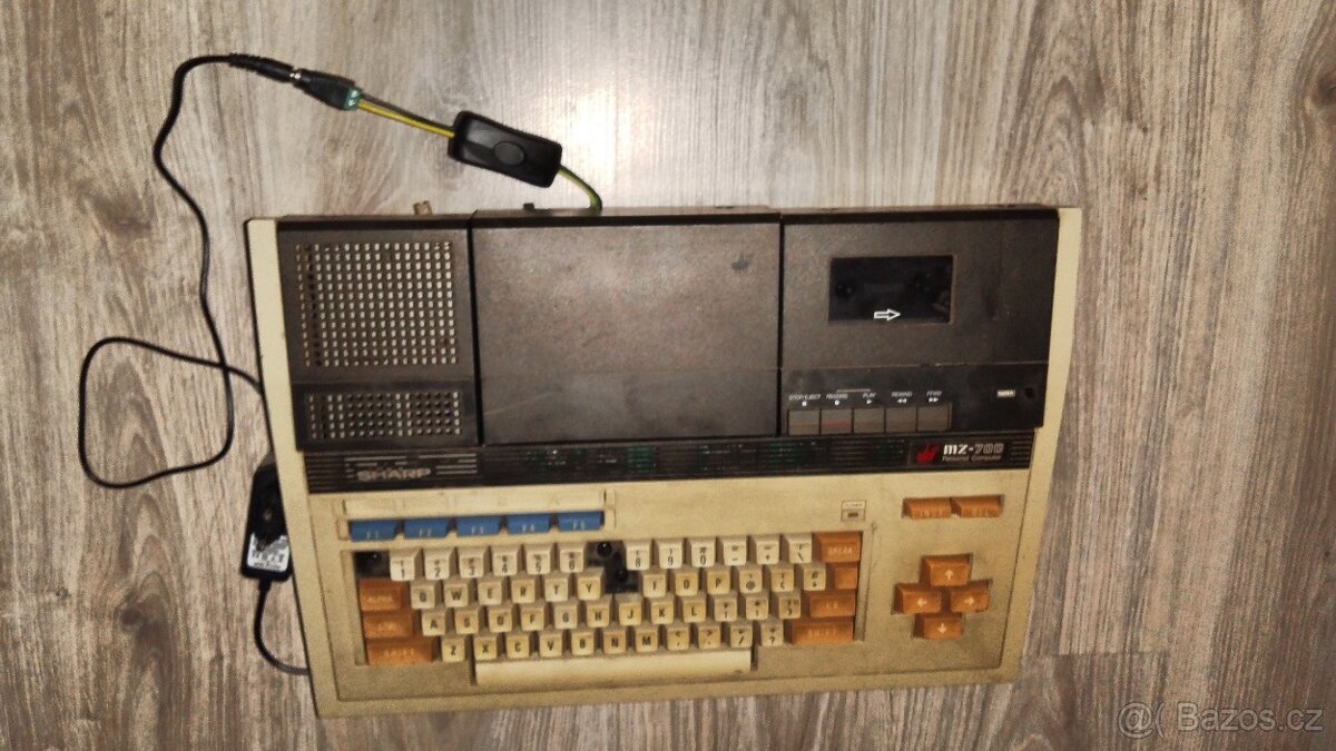 Nabízím počítač Sharp MZ-720 . - 3