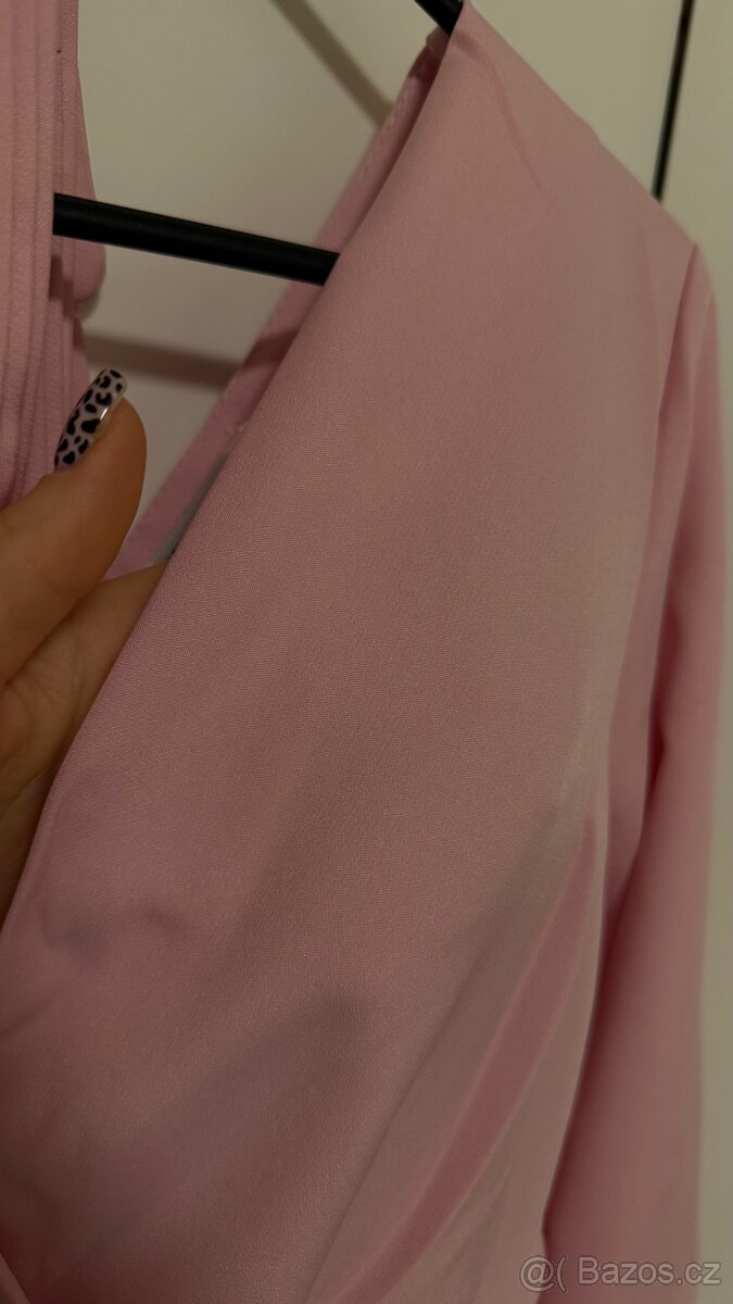 Dámský elegantní růžový overal - 3