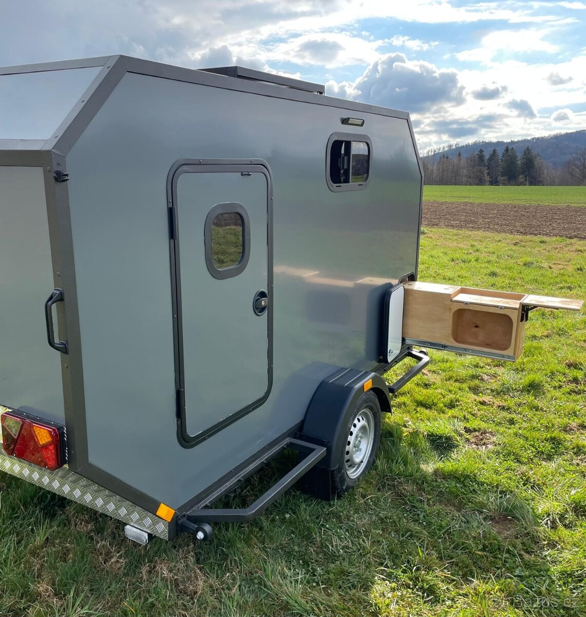 Obytný príves, mini karavan - 3