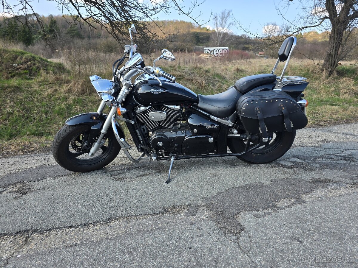 Suzuki Marauder 800 - 3