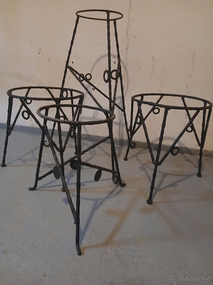 Stojany na květiny - 3