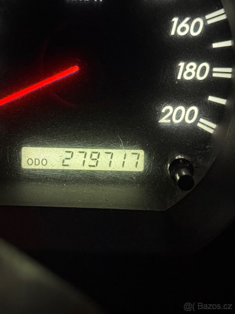 Toyota Hilux 3.0D manual - 3