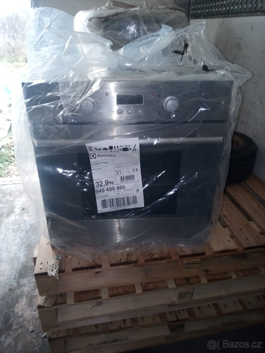 PRODÁM VESTAVĚNOU TROUBU ELEKTROLUX - 3