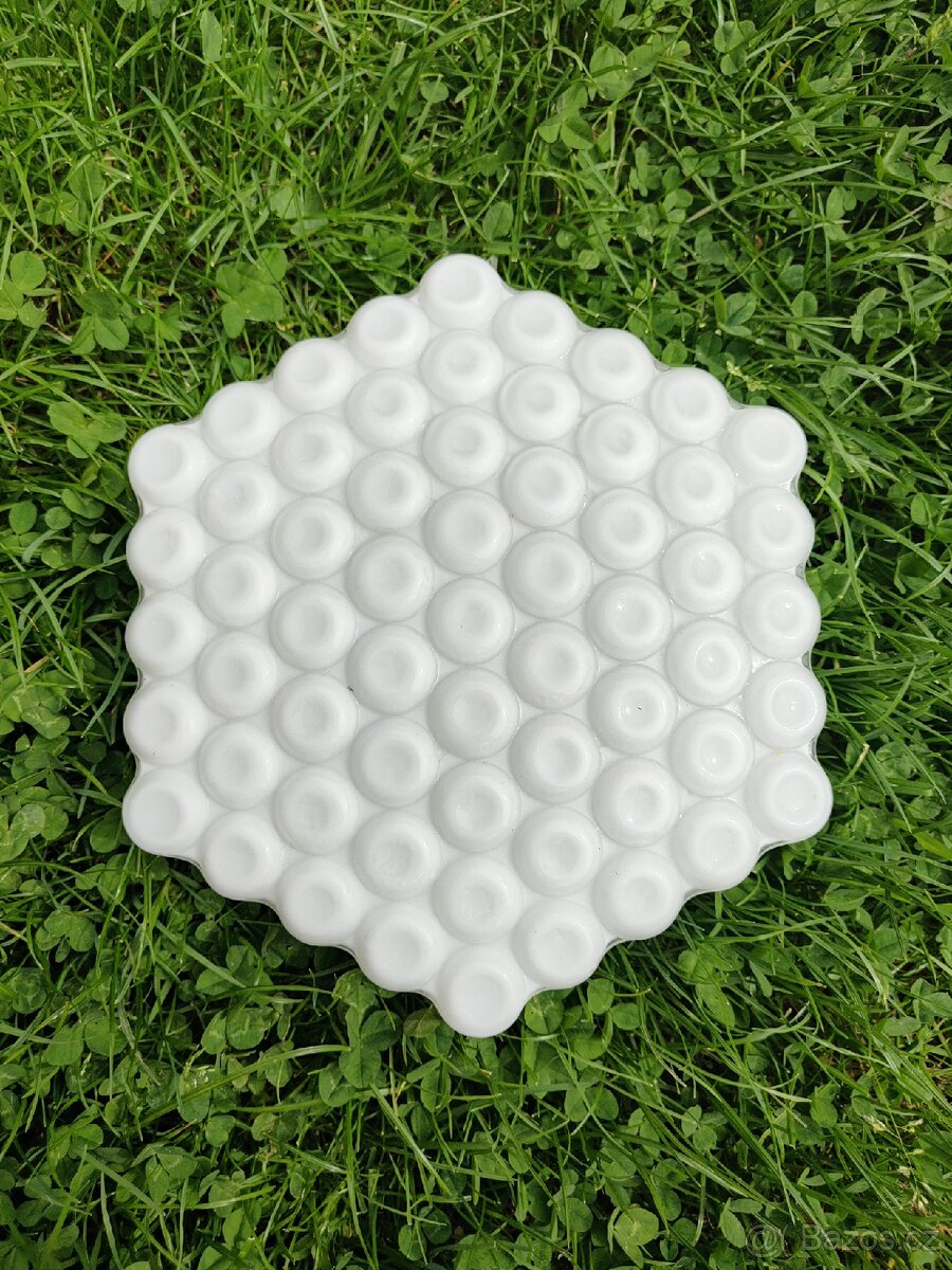 Ivan Jakeš 70 léta stropnice, světlo "včelí plástev" - 3