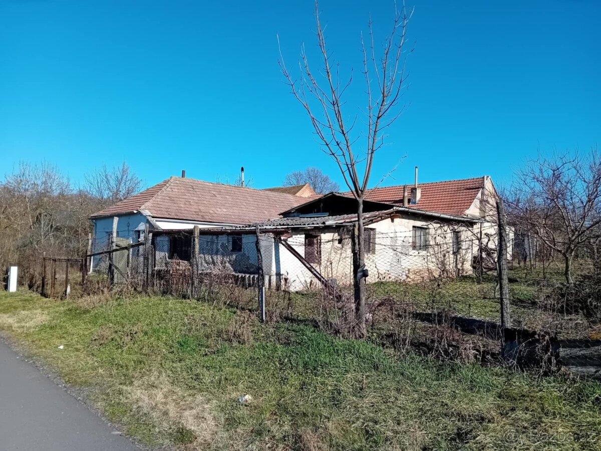 RD se zahradou v obci Litobratřice - 3