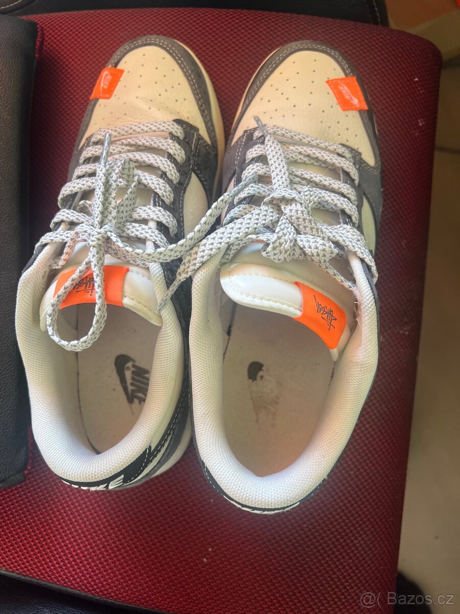 Stussy x Nike dunk - 3