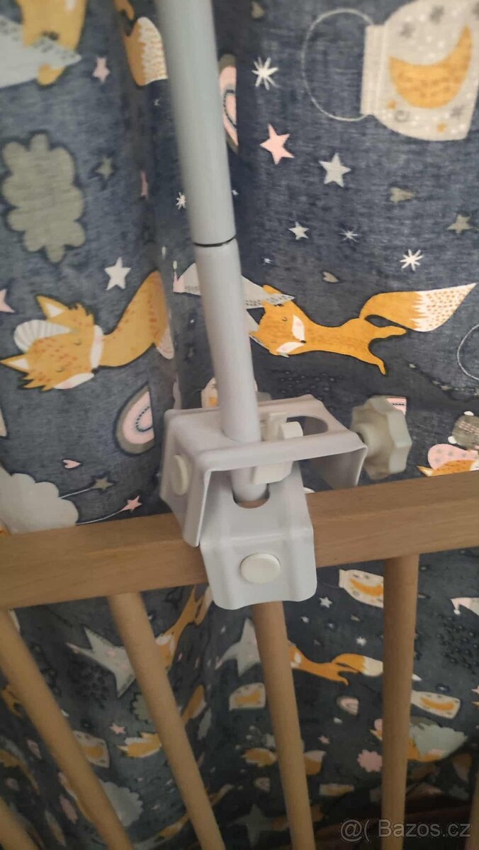 Nebesa / baldachýn k dětské postýlce – lišky, hvězdy - 3