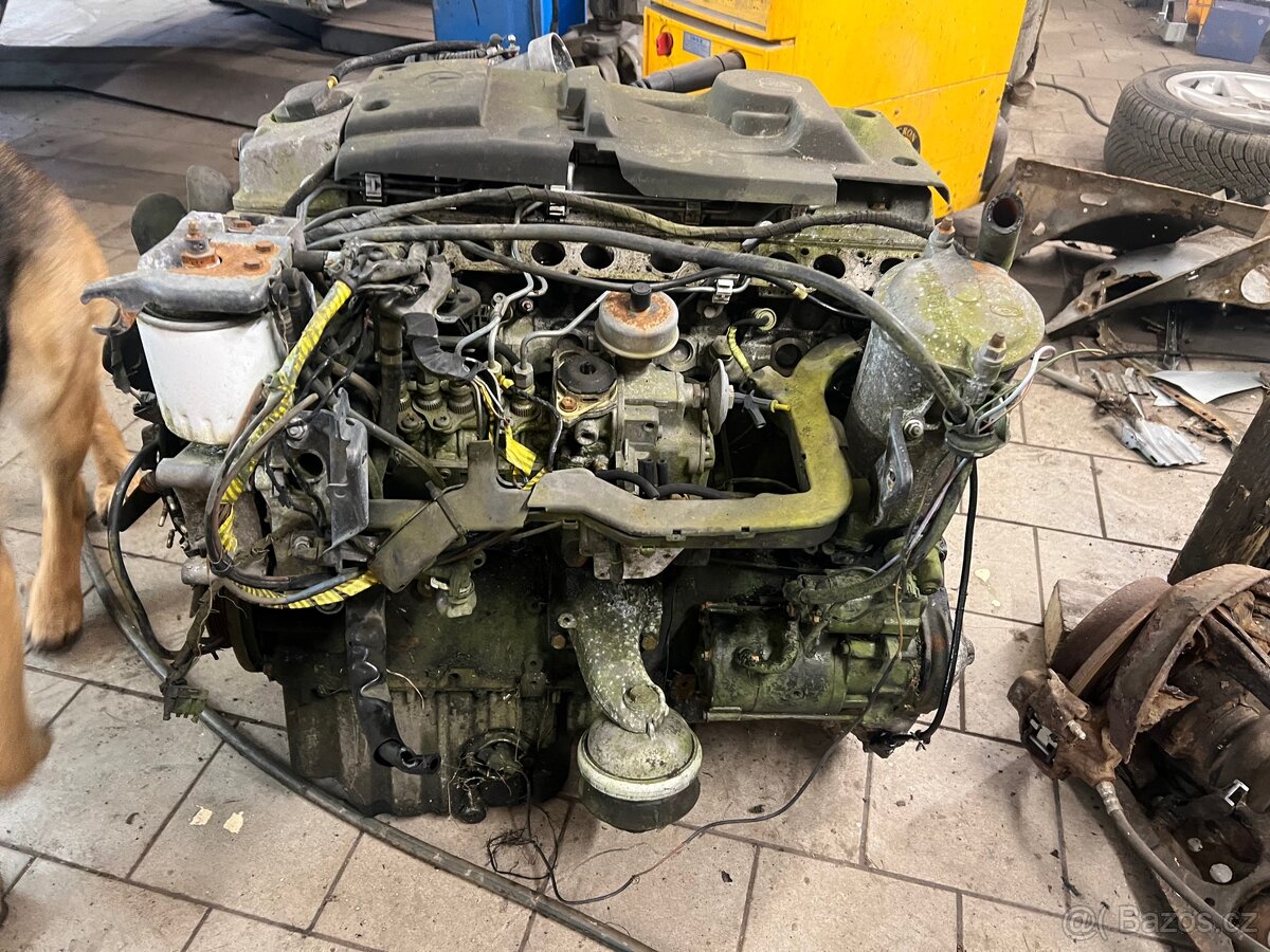 Mercedes Benz 2.5d 83kw om605 - 3