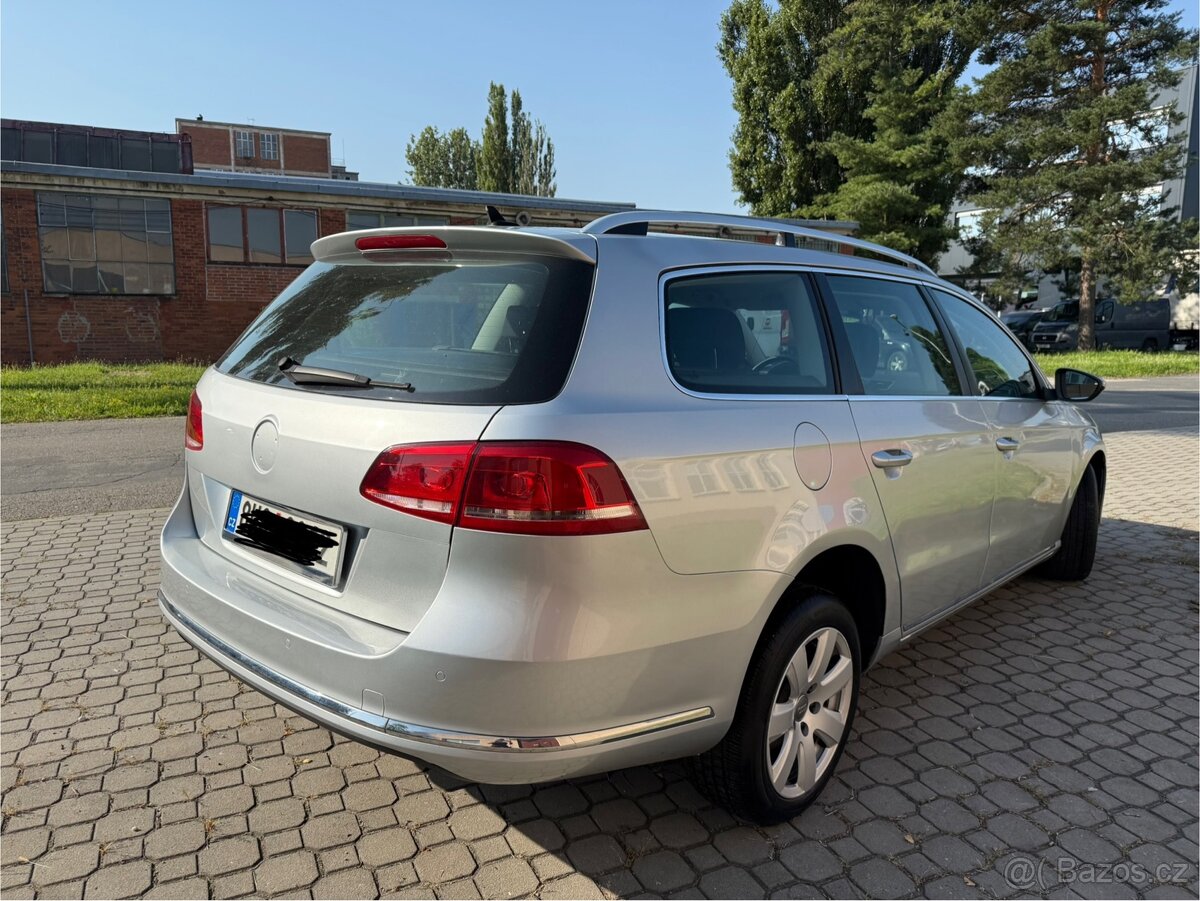 VW Passat B7 Variant 2.0 tdi - 3