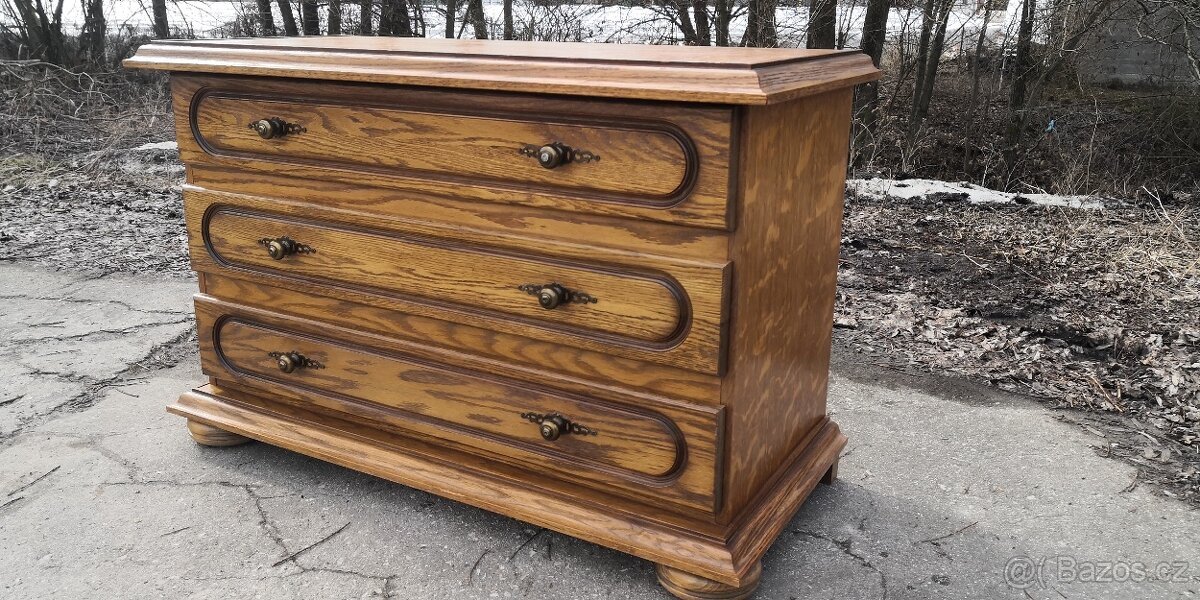 Masivní rustikální šuplíková komoda - 3