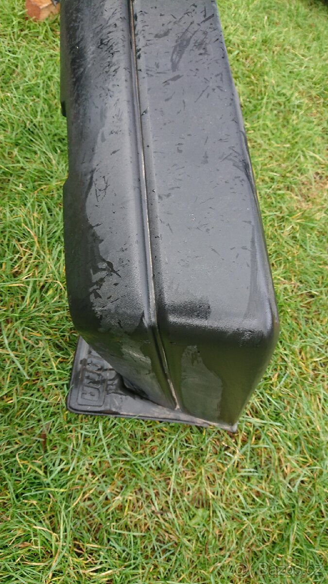 Zadní nárazník Škoda Forman - 3