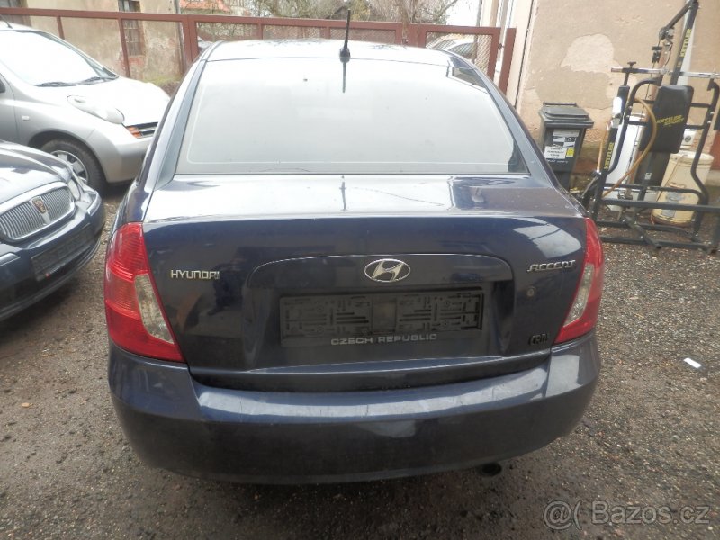 Hyundai Accent 1.5 CRDI - 3