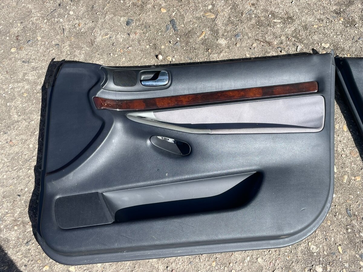 Audi A4 B5 tapecírunk interiér - 3