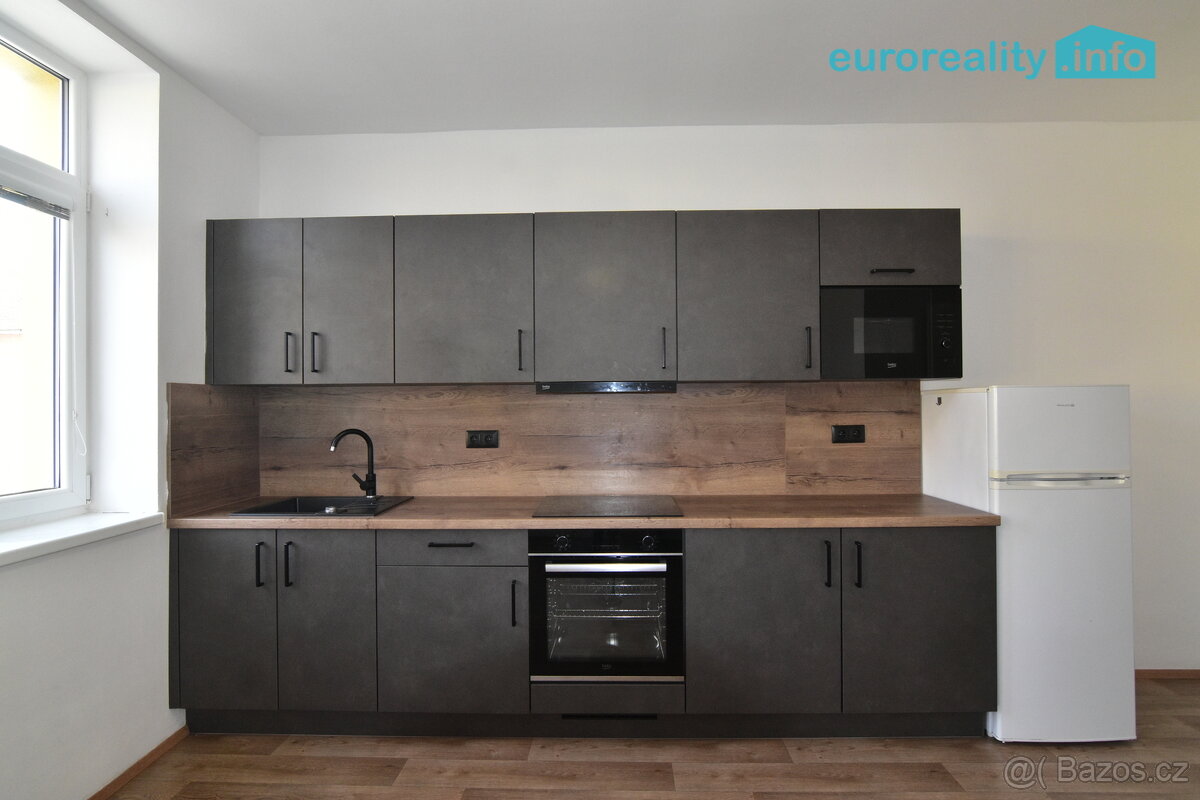 Pronájem bytu 1+1, 62m² - 3