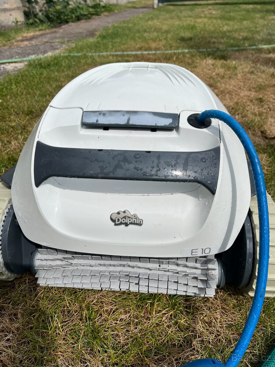 Automatický bazénový vysavač - 3