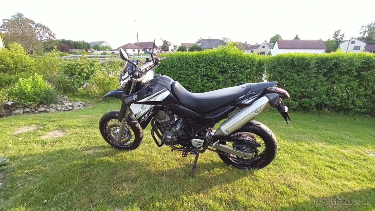 Yamaha XT660R, TOP stav, STK 2029, motard kola