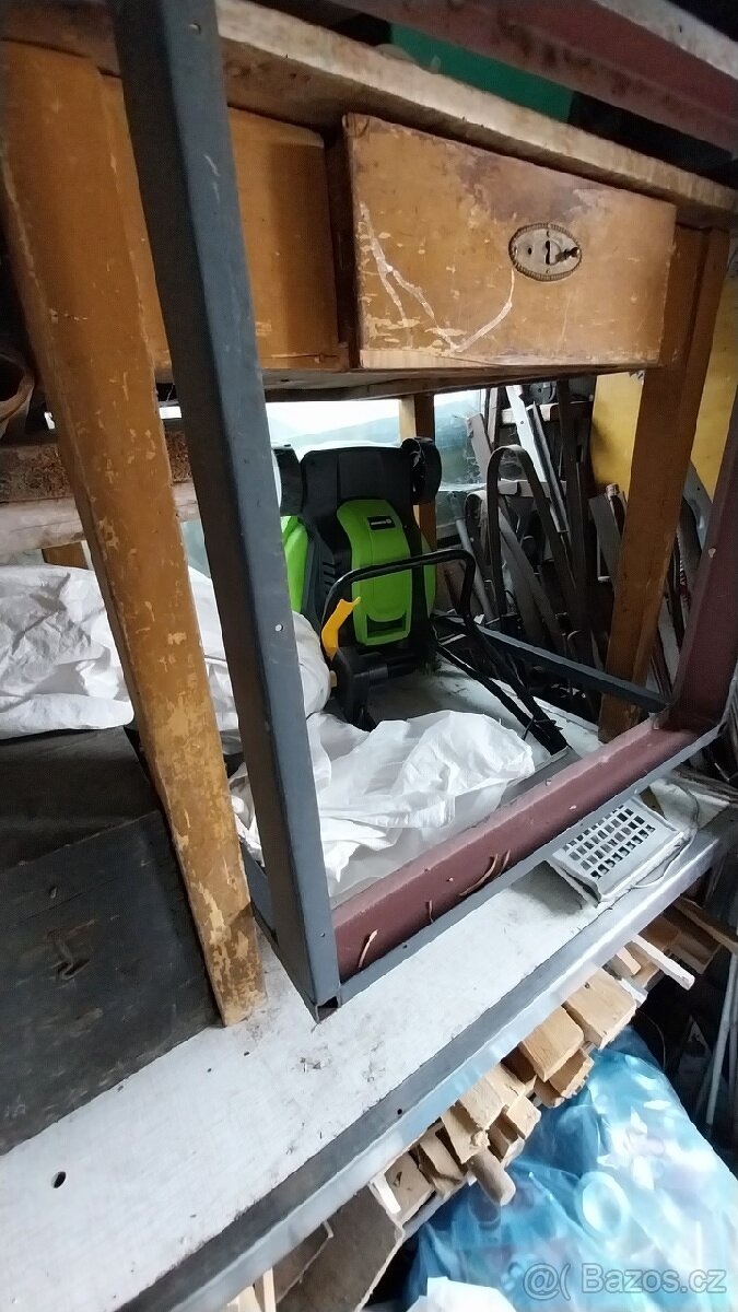 Dřevěný retro stůl, retro skládací polička - 3