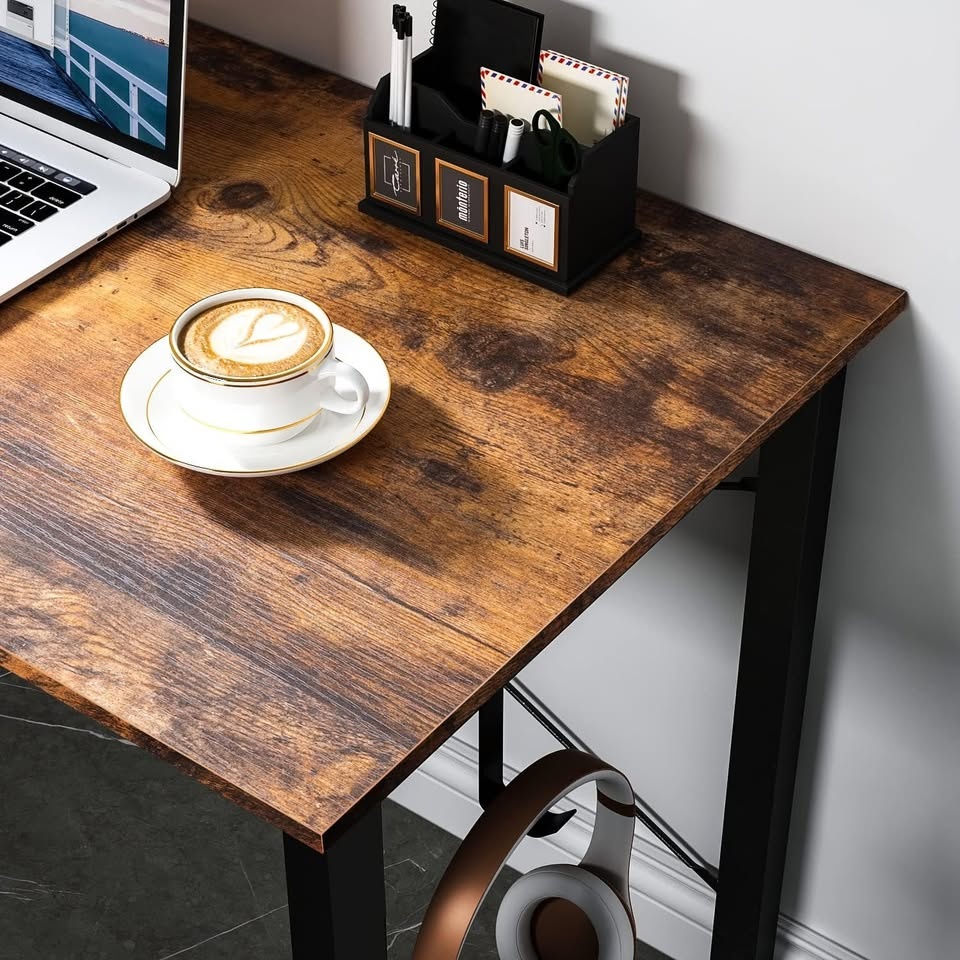 Krásný pracovní stůl s háčkem na sluchátka a boční kapsou - 3