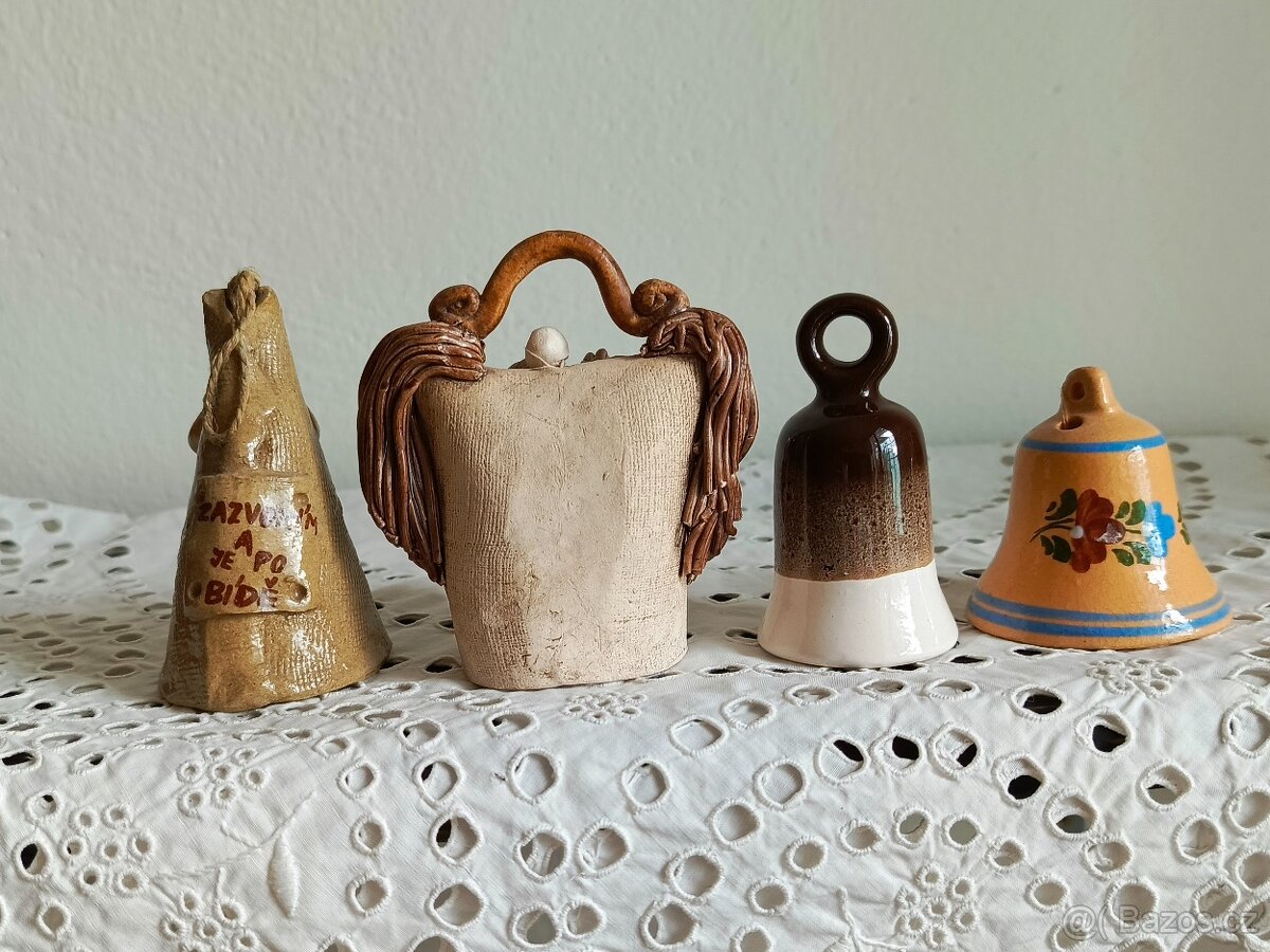 KERAMICKÉ ZDOBENÉ ZVONKY - 4 KS - 3