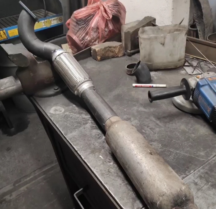 Provizorní výfuk fabia rs 1.9tdi včetně downpipe 60mm - 3