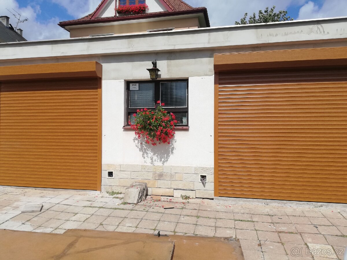 Garážová rolovací vrata zateplené 77mm lamely možno montáž - 3