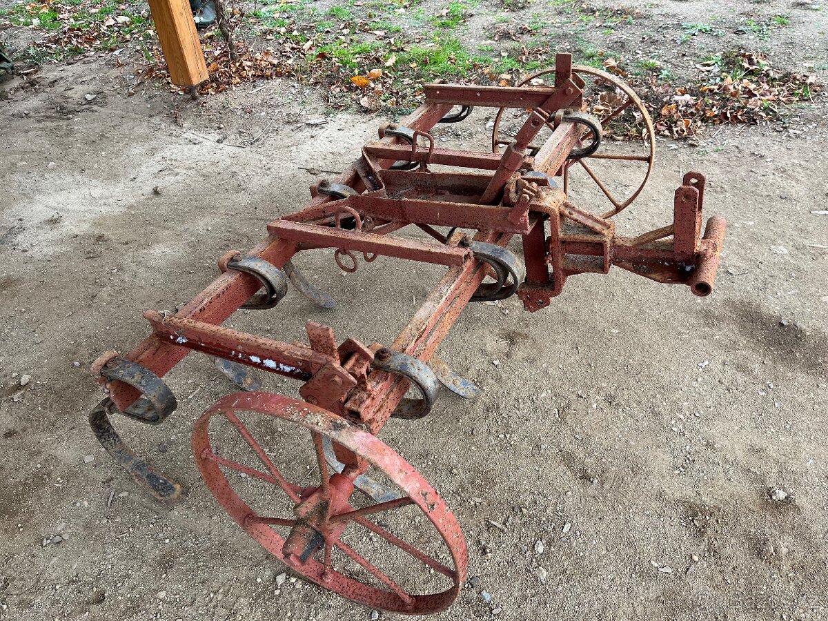 Nářadí za Zetor 25 - 3