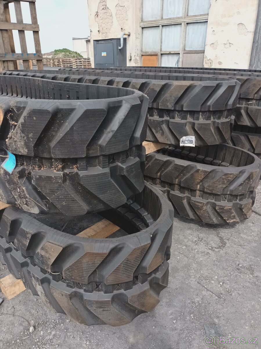 Gumové pásy na bagr - 3