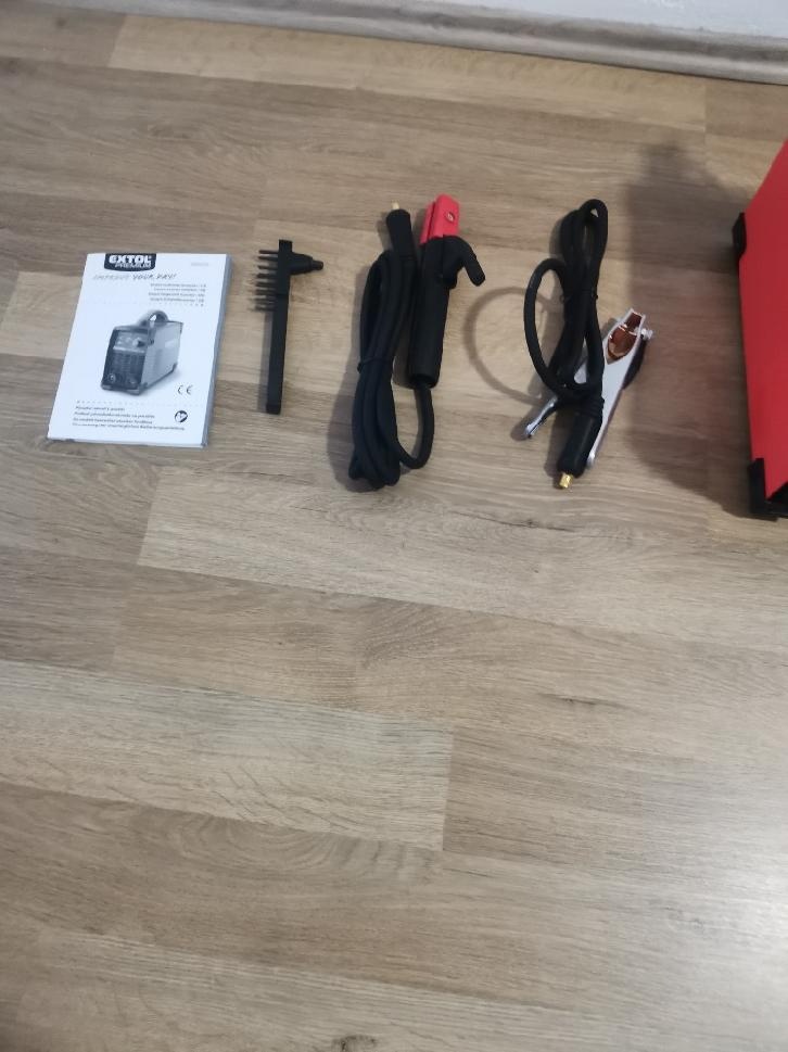 Invertor svařovací 120A - 3