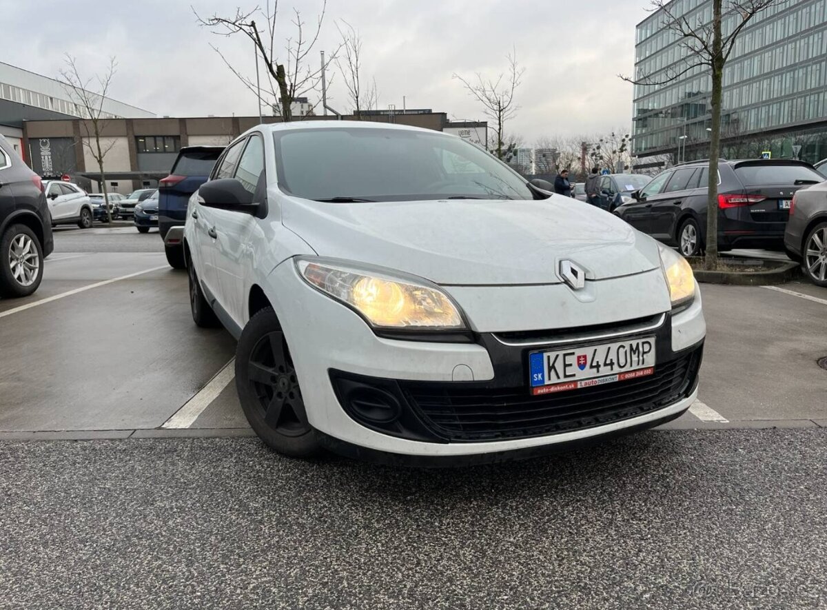 Renault Megane 1.6i - 3