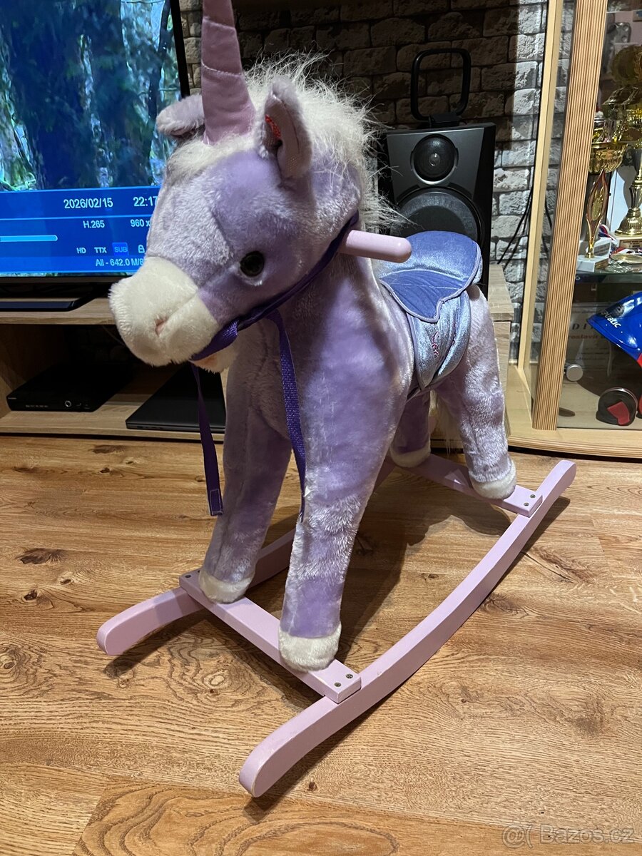 HOUPACÍ JEDNOROŽEC - 3