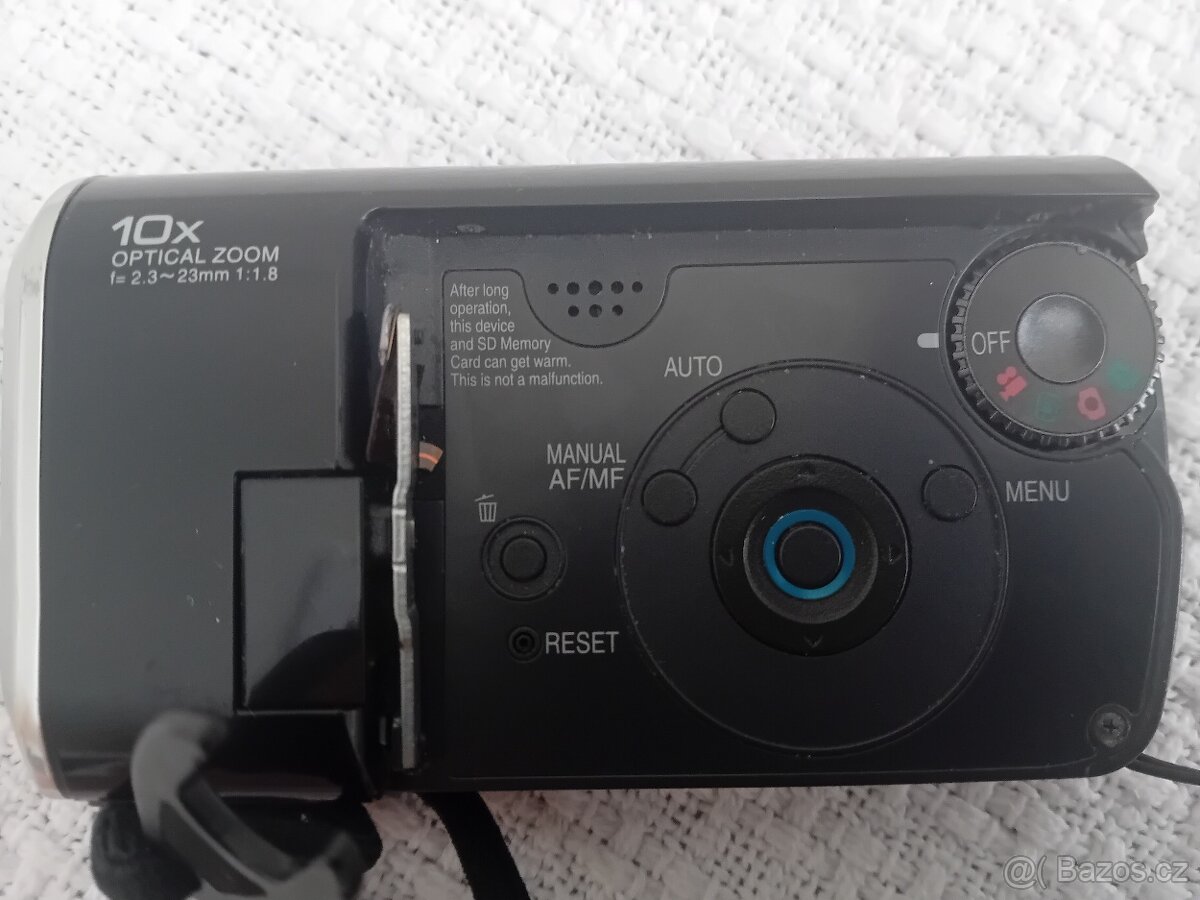 kamera Panasonic SDR-S10 - 3