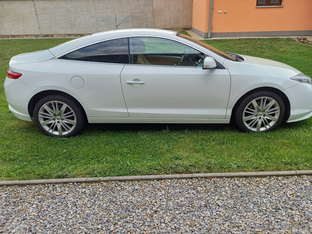 Renault Laguna Coupe 2009 - 3