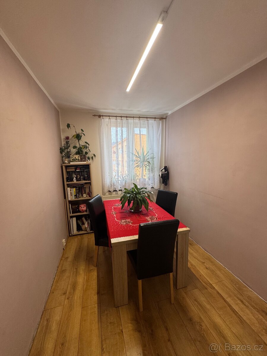 4+1 Studentska, Jirkov - 3