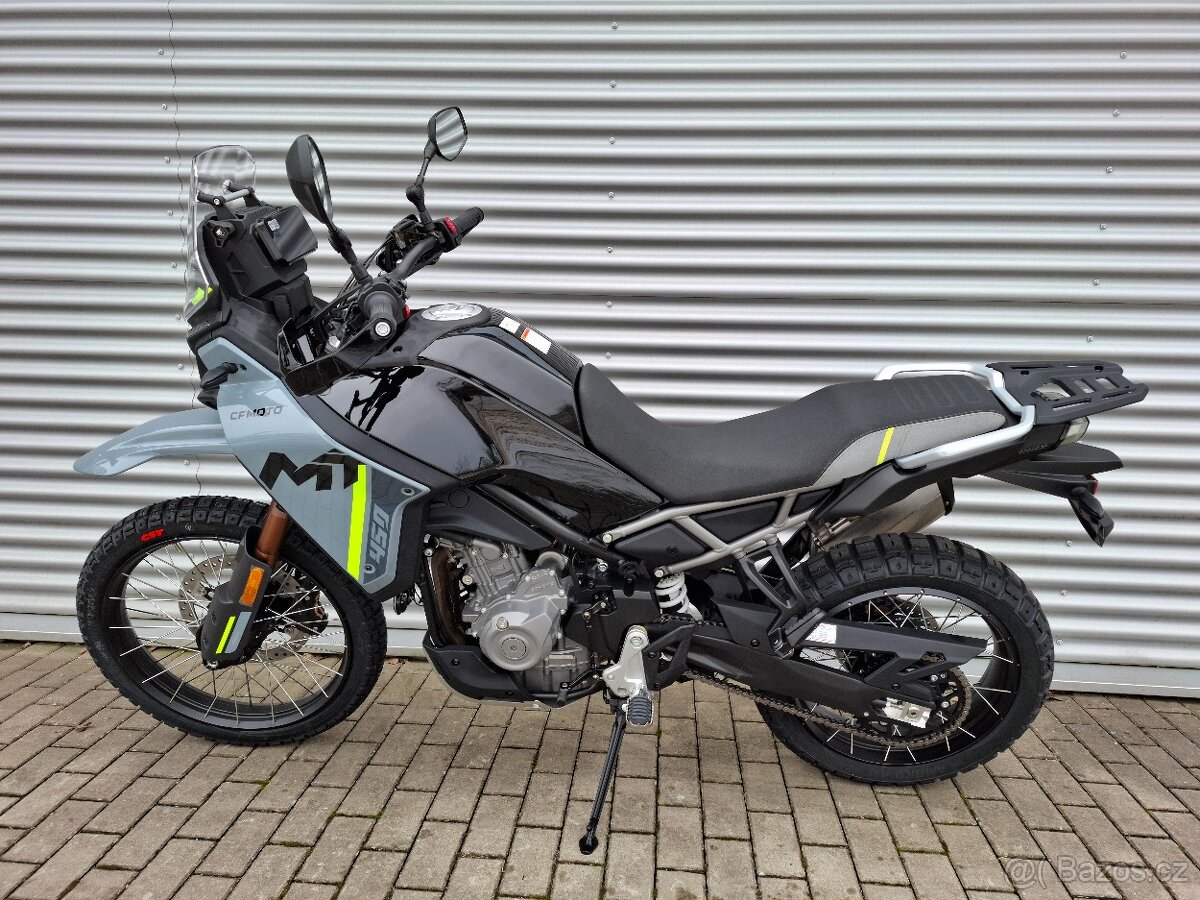 CFMOTO 450MT-RX (ŚEDÁ, PŘILBA + BUNDA ZDARMA)