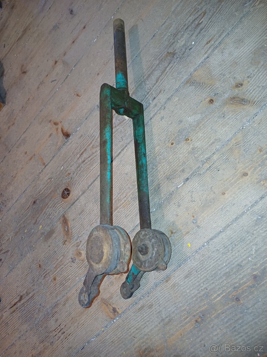 Stadion S1,S11,Puková vidlice,vidlice smrti,moped - 3