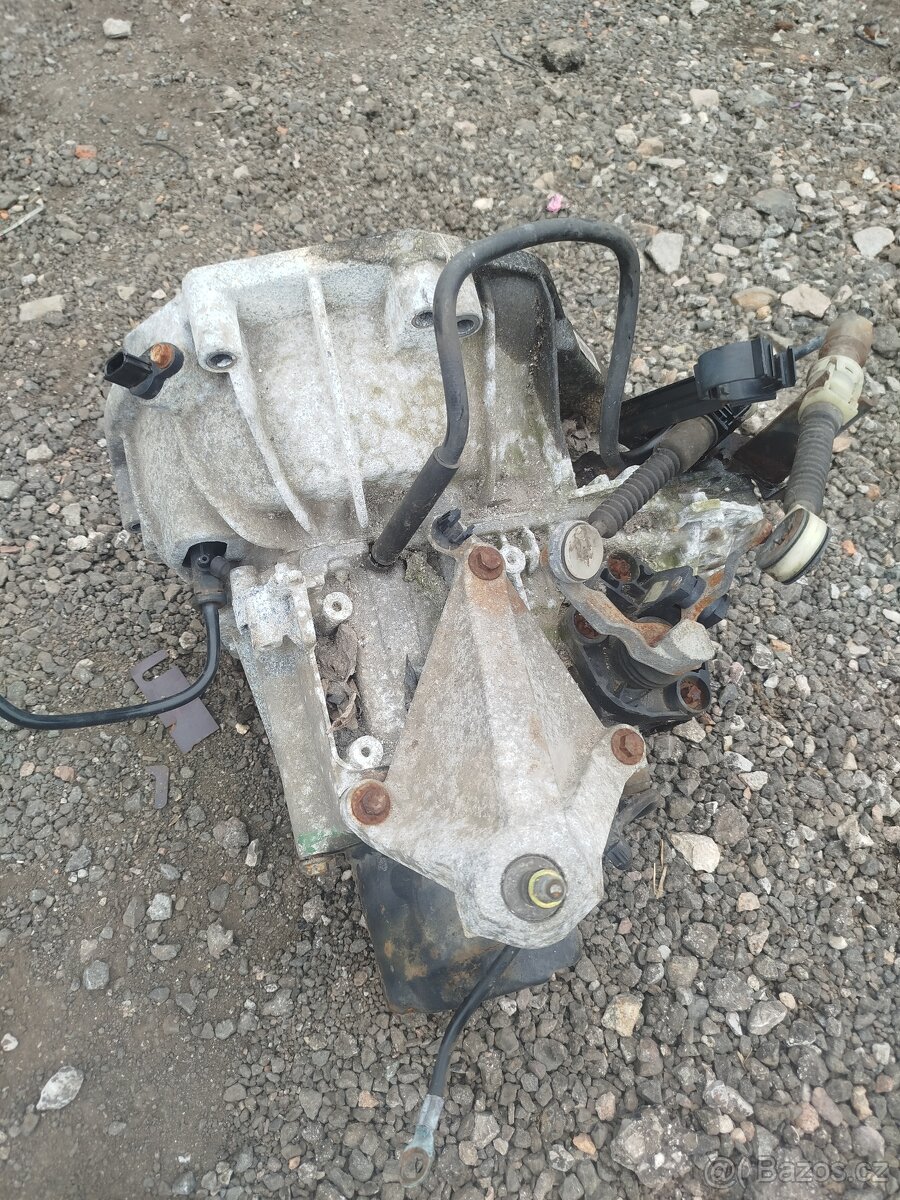 NISSAN MICRA 2004 48kW 1240 převodovka CE JHQ CG 820024 - 3