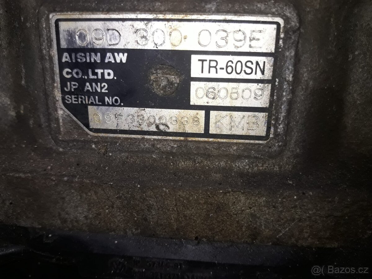 VW Touareg 3,0TDi R Line ,176Kw od 2007 na Díly - 3