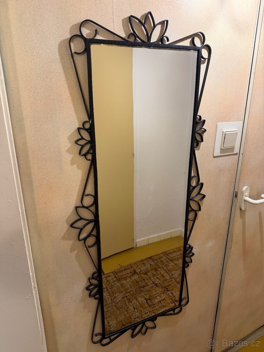 Předsíňová stěna - 3