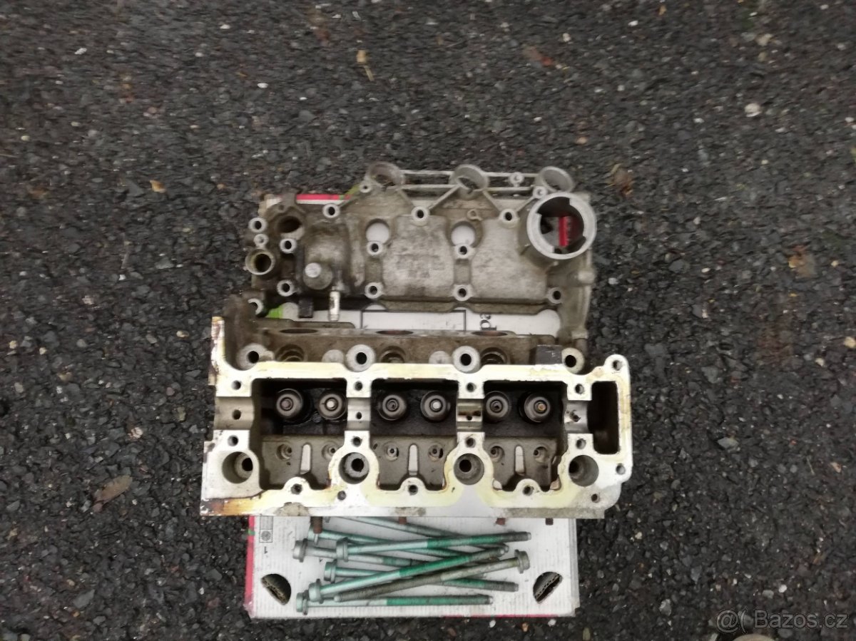 Prodám hlavu válců Š. Fabia 1,2 HTP 6V - 3