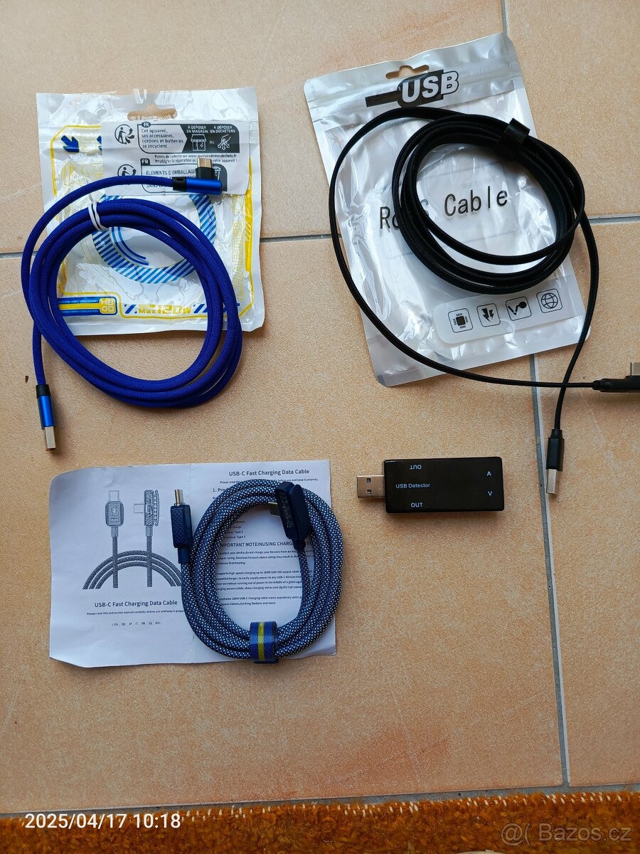 nabíječka univerzální - 3